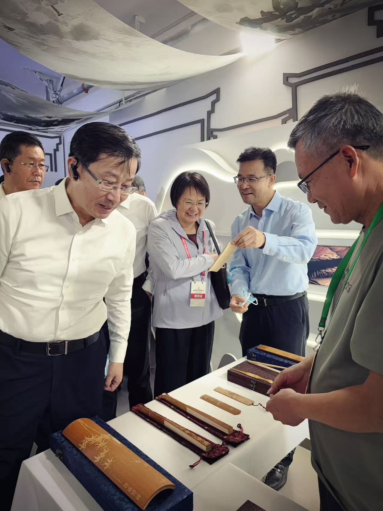 安徽非遗魅力绽放2025“新疆是个好地方”非遗援疆主题展