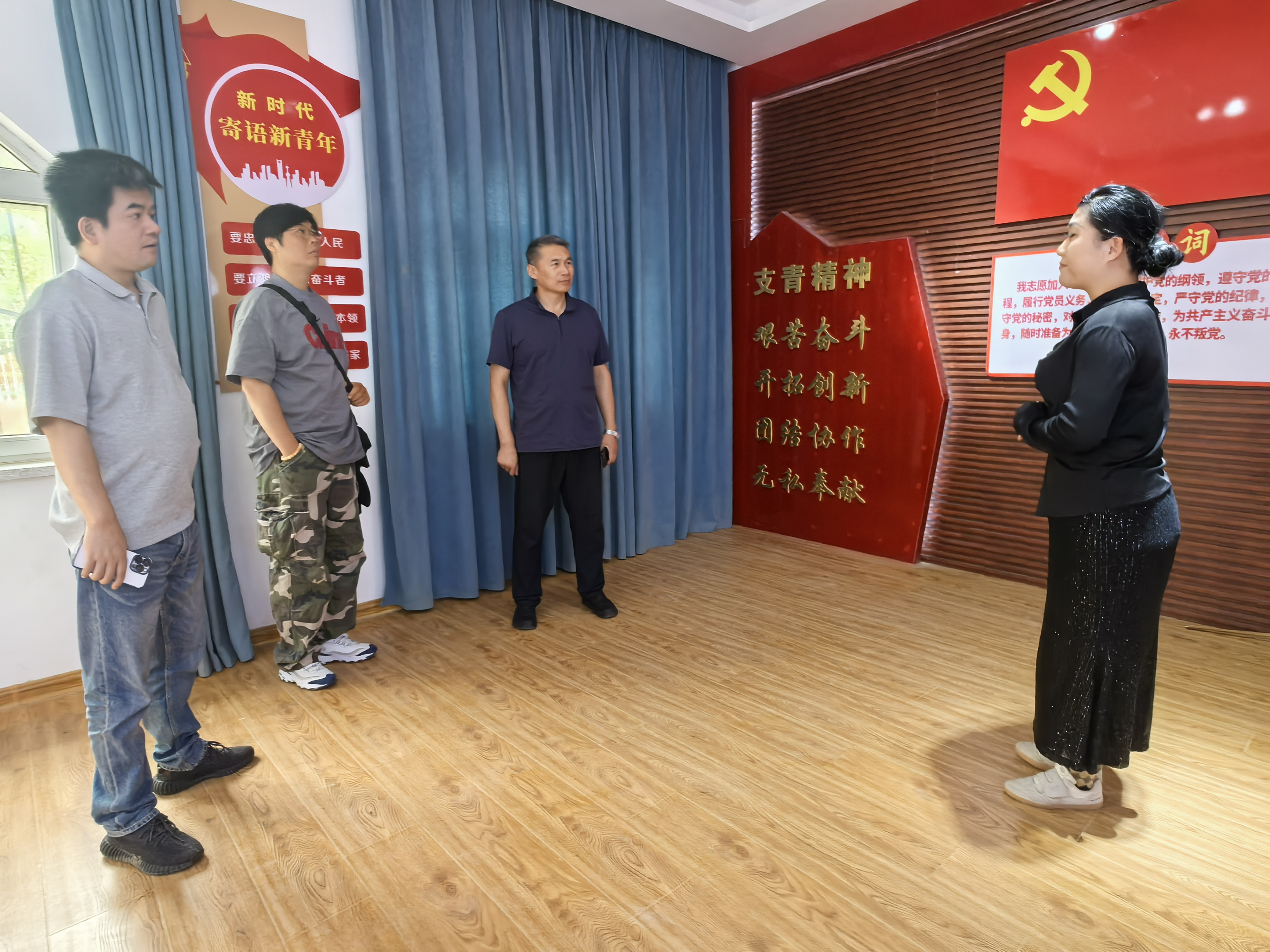 “新歌唱和田”——省音协采风团赴新疆和田地区开展主题采风创作